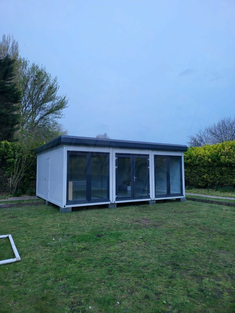 62b58816-bc9b-4aa9-8ce1-a1e463b9a39a-1