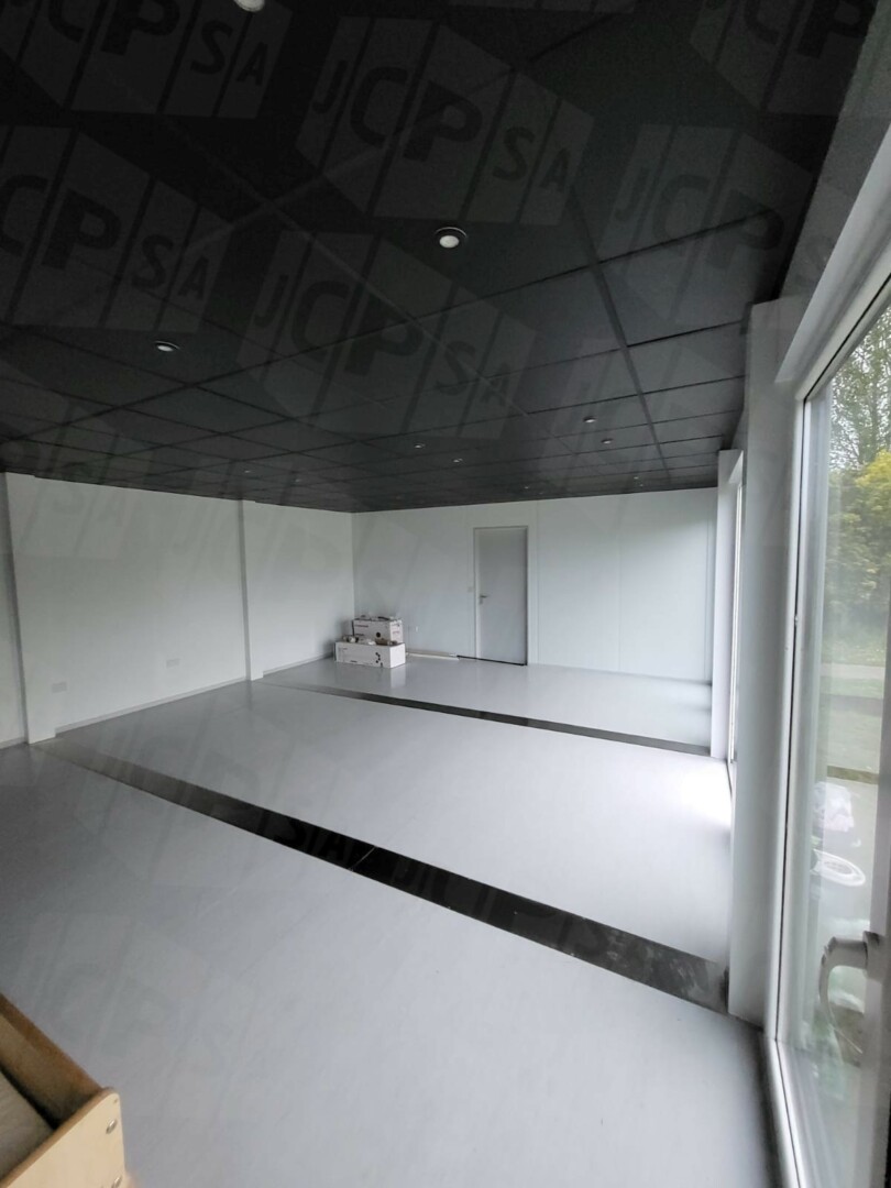 debb9d05-a9c6-45fb-9e7b-22d8081a3d13