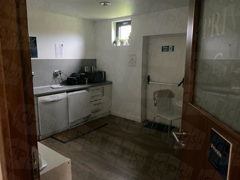 s-l1600-4-1-800x600-1